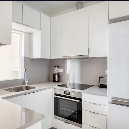 Deluxe Apartment Baixa Lisboa T2 *
