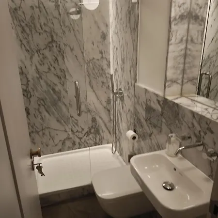 Deluxe Apartment Baixa Lisboa T2 *