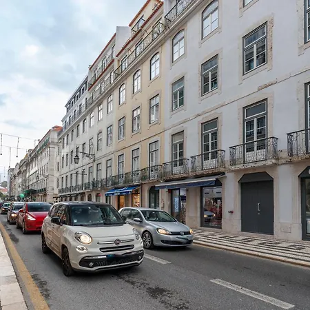 Deluxe Baixa T2 * Lisbon